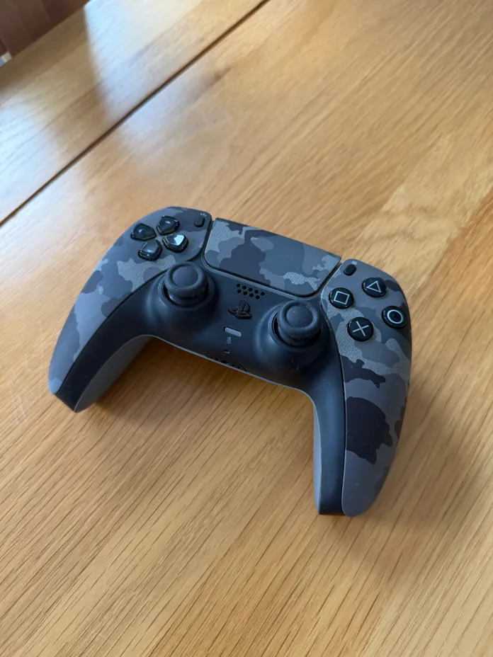 Sony PS5 DualSense Wireless Controller – Grey Camo
