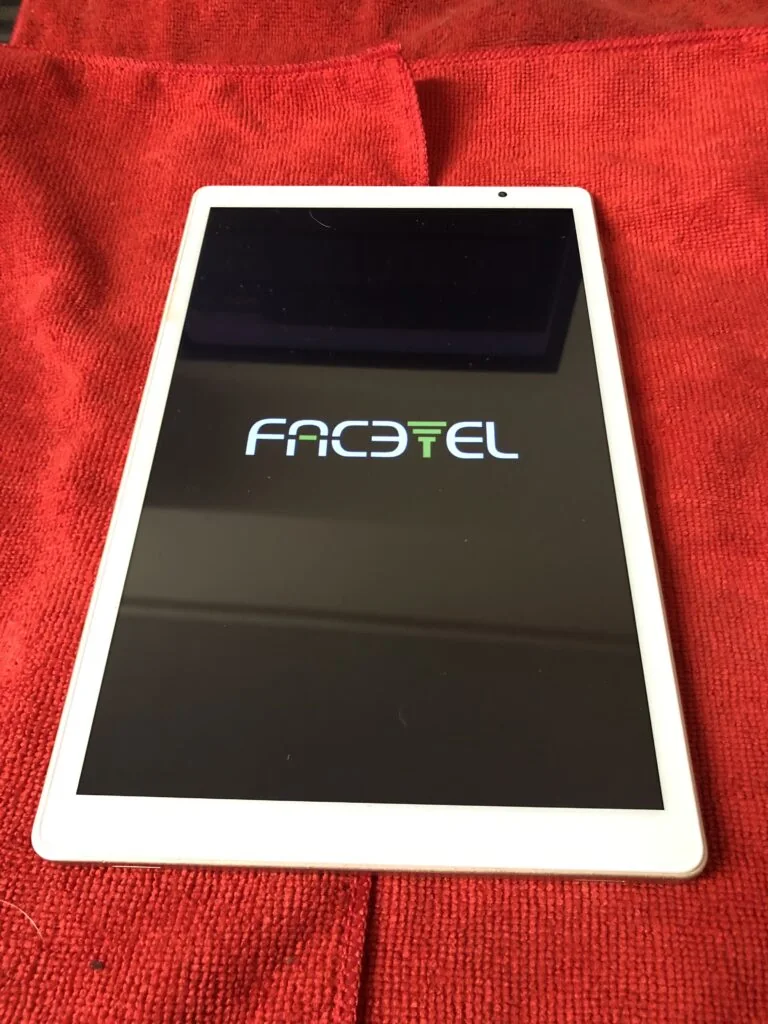 FACETEL Tablet Q3